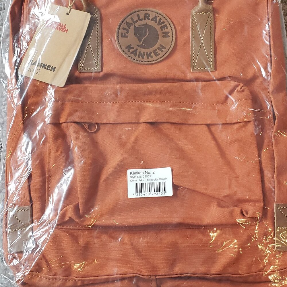 NWT: FJALLRAVEN Kanken No. 2 Backpack - Picture 7 of 10
